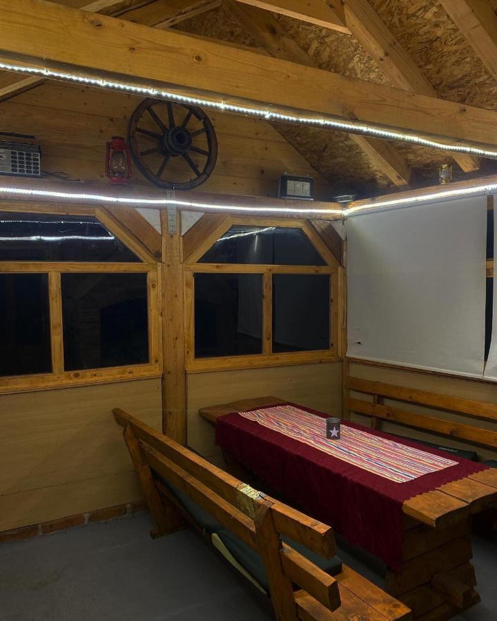Вилла Vikendica Amra I Indir Травник Экстерьер фото
